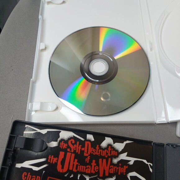 WWE Fighting DVDS As Seen On TV Violent Backyard Fighting Mixed Lot of 4 - Picture 12 of 15